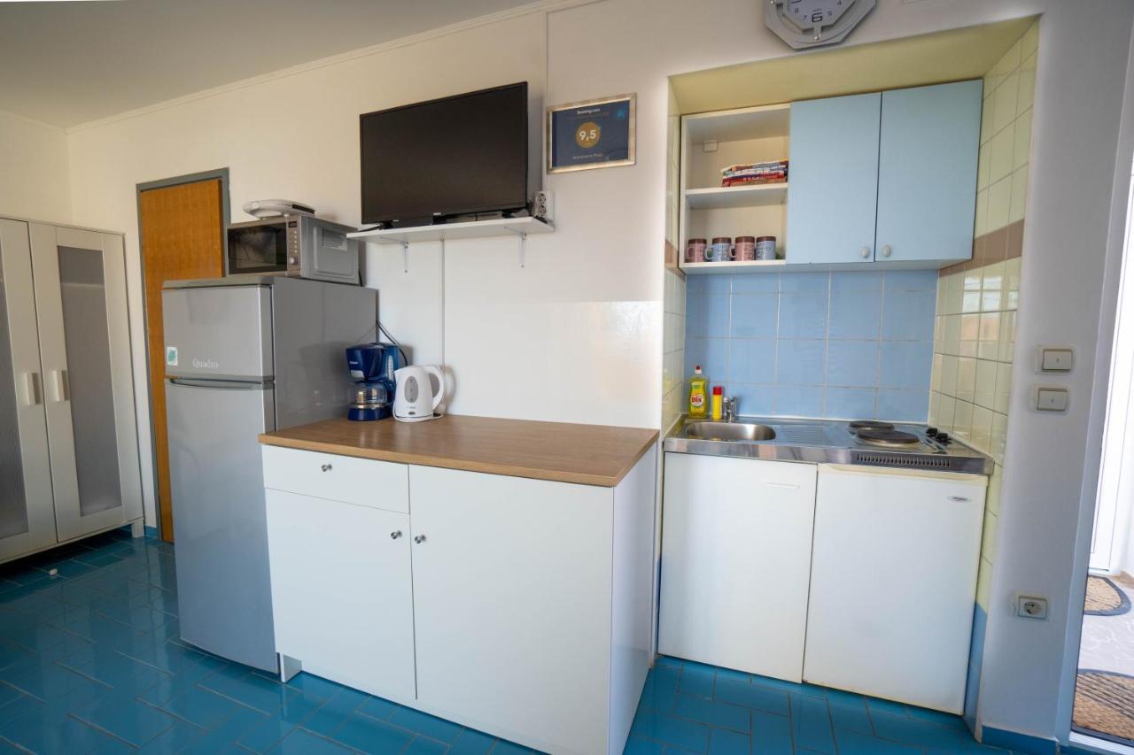 Apartments Pavic Vir Exterior foto